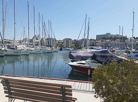 Севастополь, ул. Адмирала Фадеева, 18