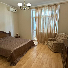 г Севастополь, ул Маячная, д 17 